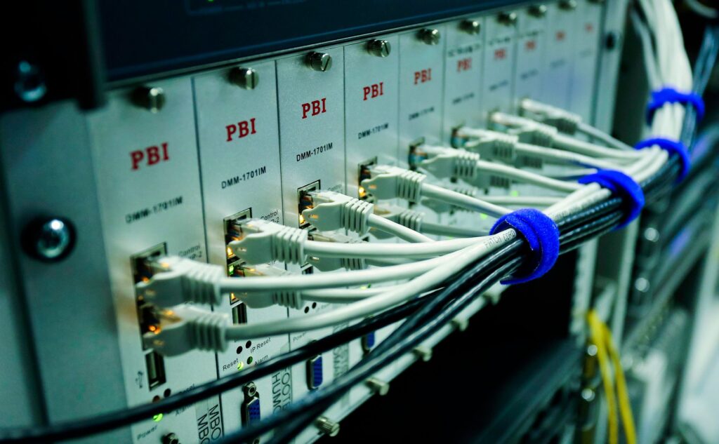 Managed hosting dashboard versus unmanaged hosting chaos